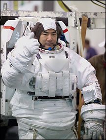 野口宇宙飛行士 写真