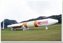 全長50mのH-IIA ロケット実物大模型