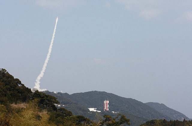 SS-520 5号機打ち上げ実証実験成功!超小型衛星TRICOM-1Rの分離・軌道投入に成功!
